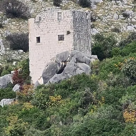 Apartment Marcelina 1 With Private Pool Trogir