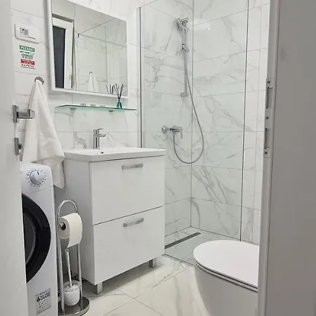 Marcelina 1 With Private Pool Apartment Trogir