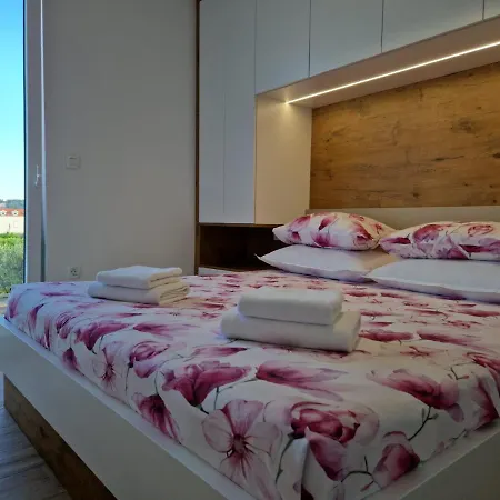 Marcelina 1 With Private Pool *