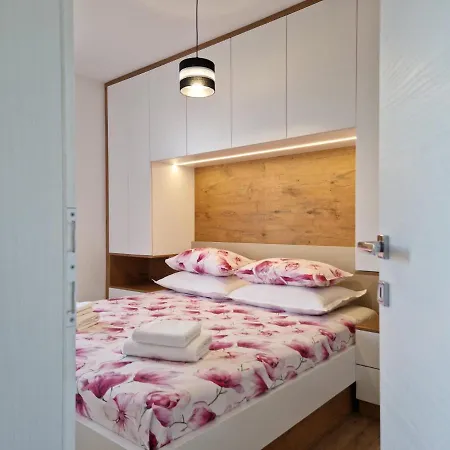 Marcelina 1 With Private Pool